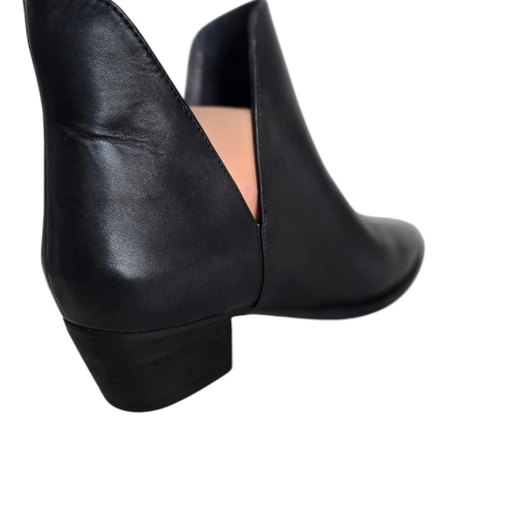 Free People Charm Double V Black Leather Ankle Boots Booties 8.5 - Picture 11 of 13